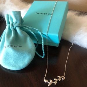 Tiffany & Co Olive Leaf Pendant (NEW)